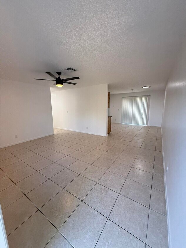 Foto principal - 4163 42nd Ave S