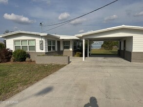 Building Photo - 4900 S Lakewood Dr