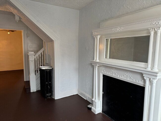 Foto del edificio - 537 Sanford Pl