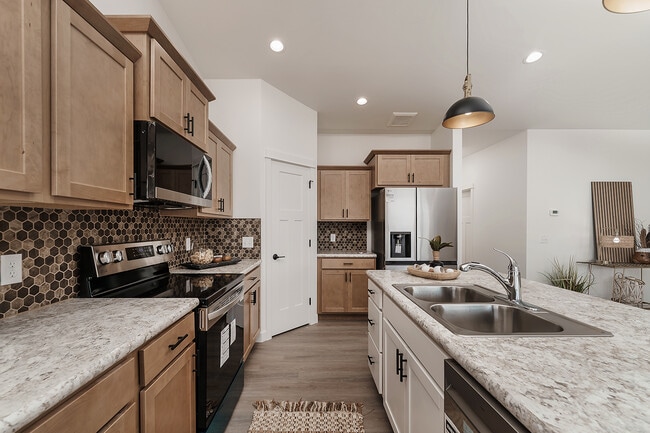 Building Photo - 5917 Little River Loop
