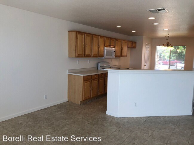 Building Photo - 3 br, 2.5 bath House - 620 Sandhill Crane Dr