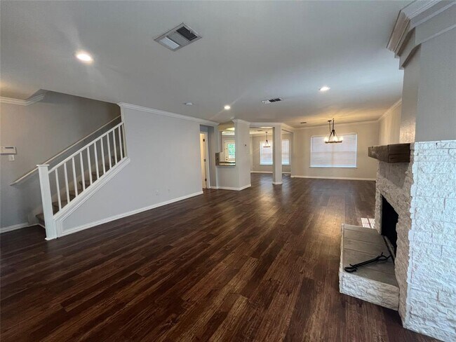 Foto del edificio - 2121 Deer Creek Trail