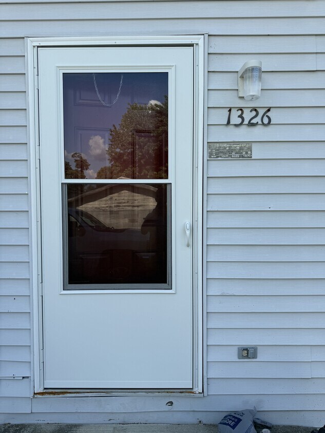 Foto principal - 1326 Beech St