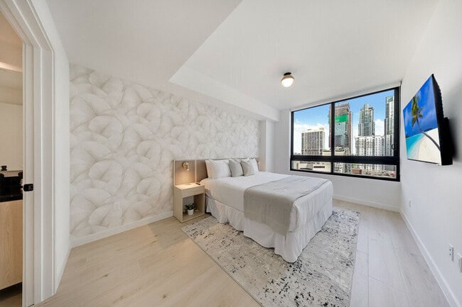 Foto del edificio - 225 N Miami Ave