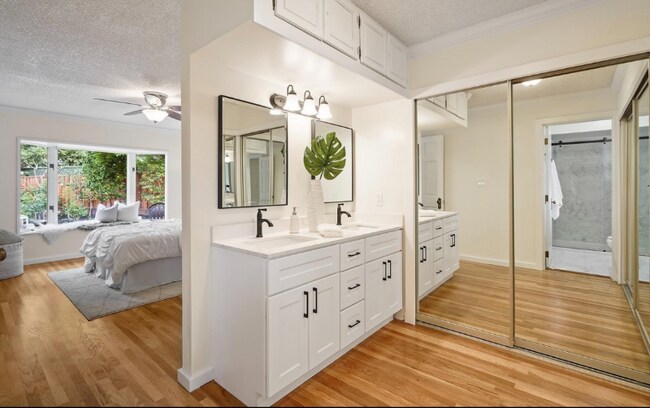 Building Photo - 7468 Muirwood Ct