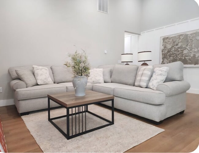 Foto del edificio - 6384 W Flanders Ln