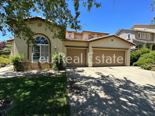 Building Photo - 8128 Damico Dr