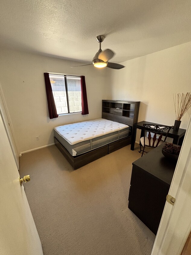 Primary Photo - 20250 N 32nd Pl