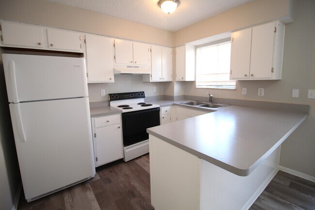 Foto del edificio - 2736 Walden Bluff Ct