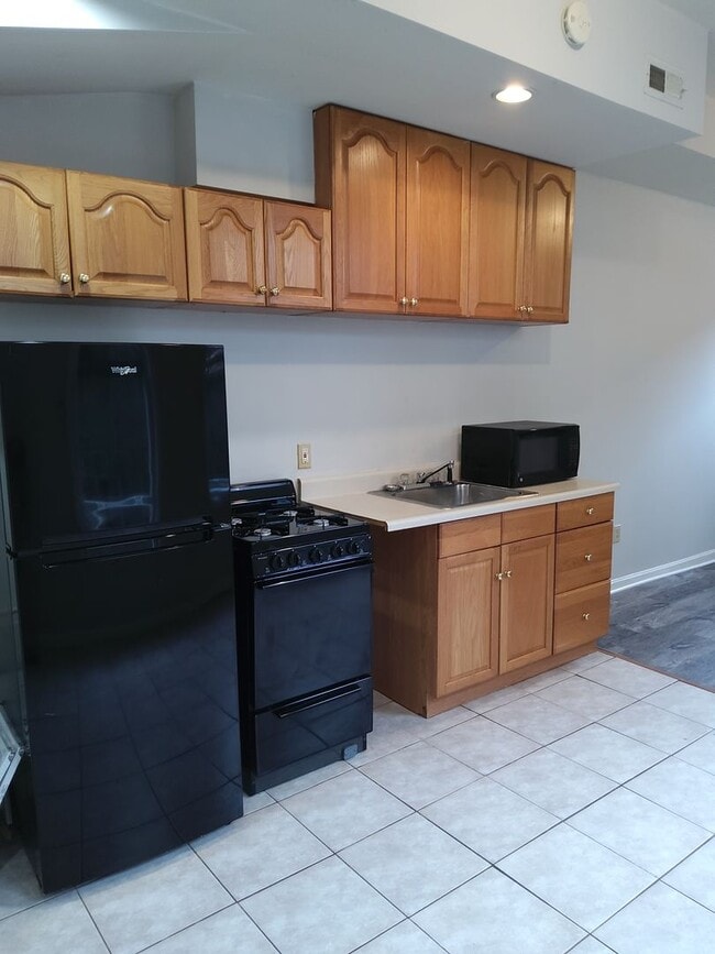 Foto del edificio - Little Italy Carriage House offering A/C and Laundry