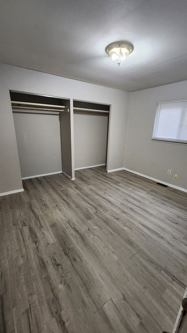 Foto del edificio - Holmes1644