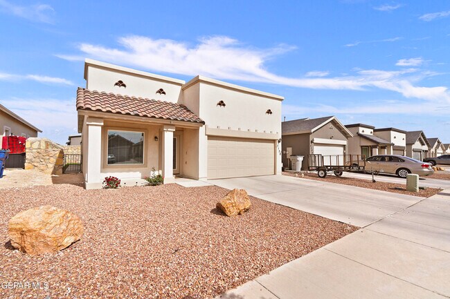 Foto del edificio - 5128 Jennifer Claire Ln