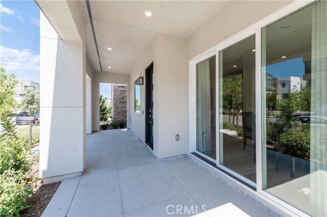 Building Photo - 141 Rondo
