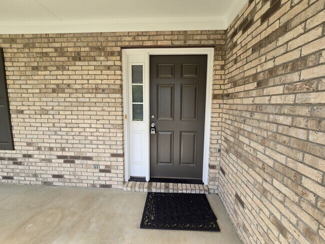 Foto del edificio - Grays Creek 4 Bedroom, 2 Bath with 2 Car G...