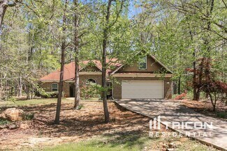 Building Photo - 45 Pebble Creek Dr