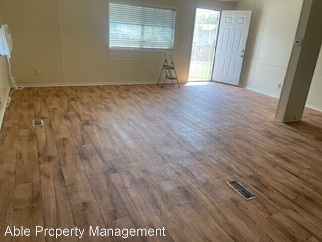 Building Photo - 2 br, 2 bath House - 499 Pacheco Rd #253