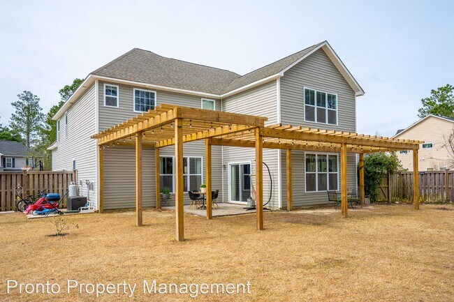 Building Photo - 5 br, 3.5 bath House - 325 Majestic Oaks D...