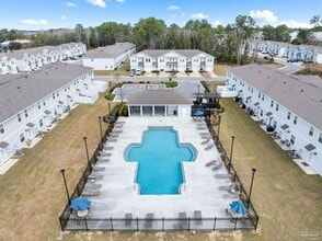 Building Photo - 1663 Iroquois Ct