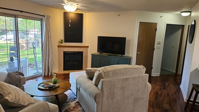 Building Photo - 501 Kimberlite St