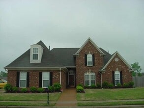 Building Photo - 370 Lida Ln