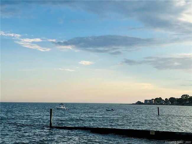 Foto del edificio - 28 Beach Rd