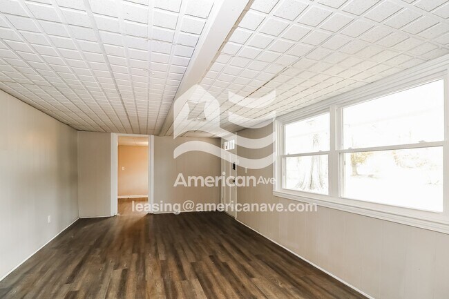 Foto del edificio - 4025 Delree St
