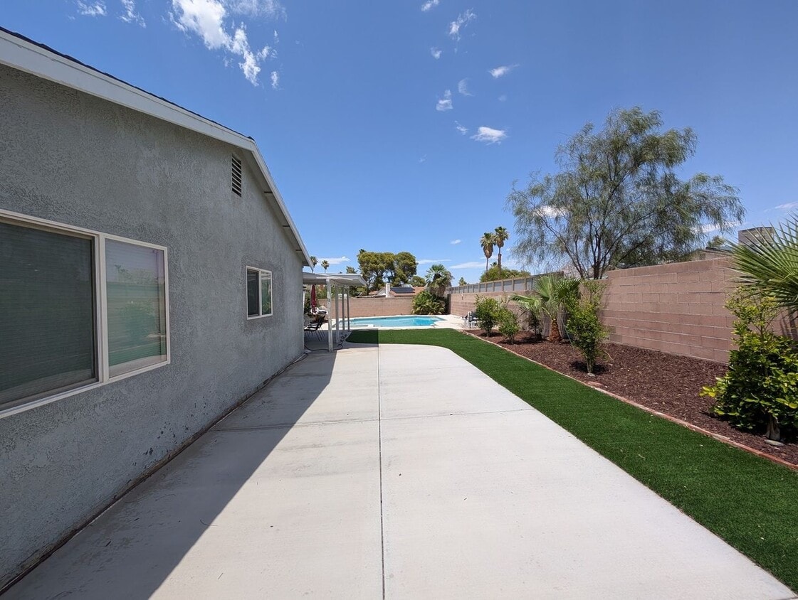 Foto principal - 5544 Chestnut St
