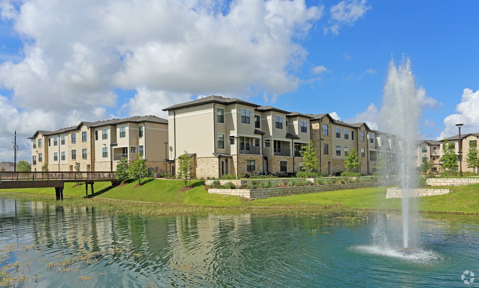 Broadstone Falcon Landing Rentals Katy, TX