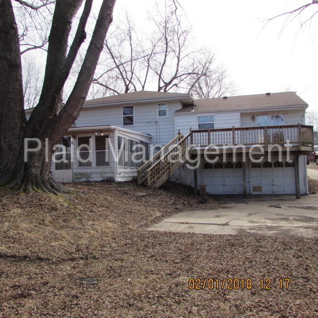 Building Photo - 1616 NW 66th Ter