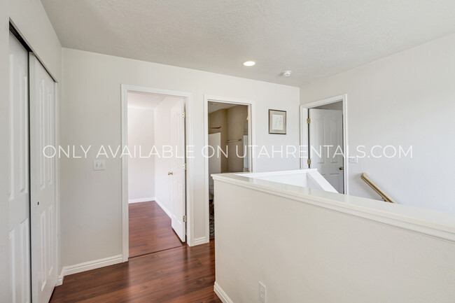 Foto del edificio - 7286 Brittany Park Ave