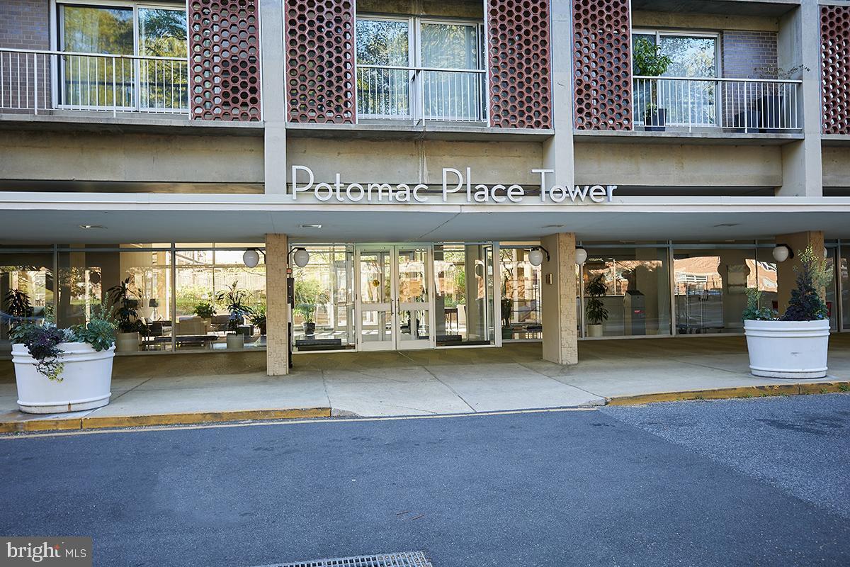 Foto principal - 800 4th St SW