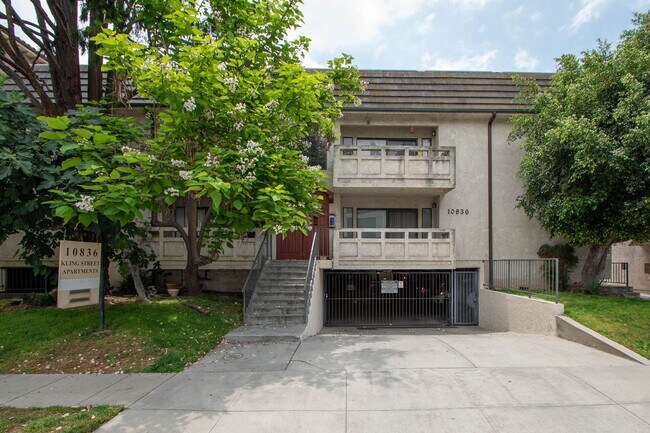 Building Photo - 10836 Kling St