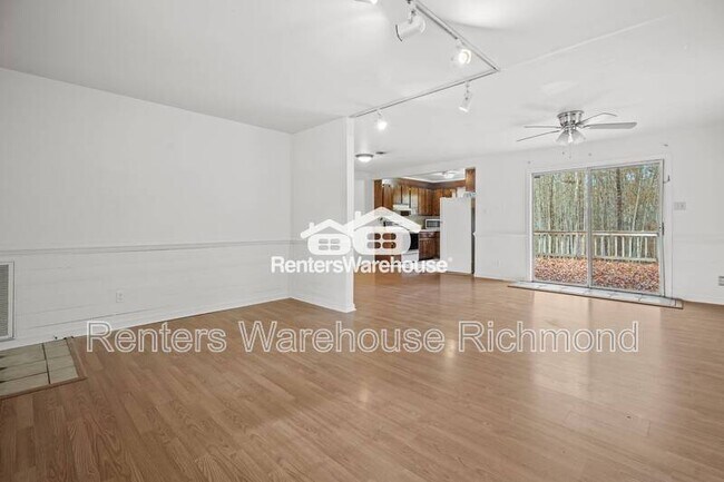 Building Photo - 12330 Deerhurst Dr