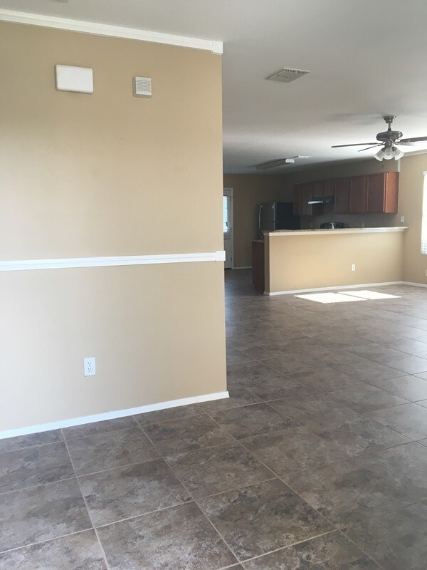 Building Photo - 1622 Sax Leigh Dr