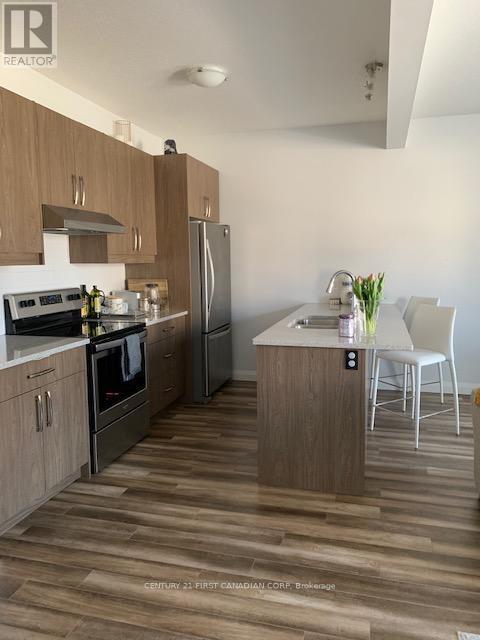 Building Photo - 827 Kleinburg Dr