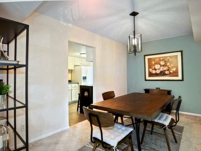 Building Photo - 11815 Breton Ct
