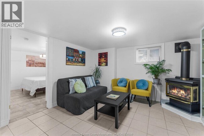 Photo du bâtiment - 1229 Chilver Rd