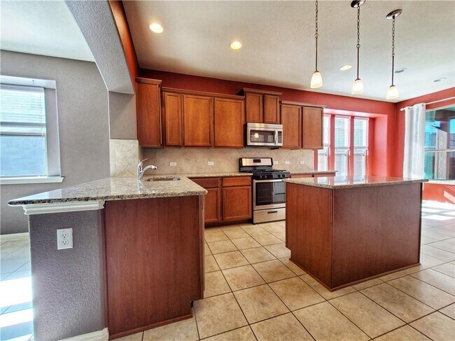 Foto del edificio - 405 S Brook Dr