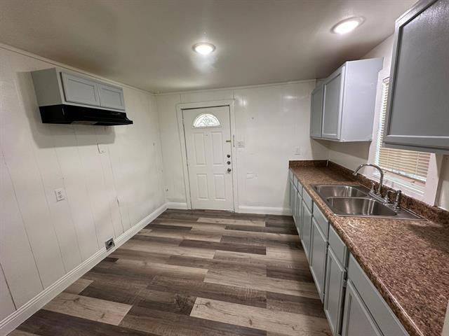 Building Photo - 2206 Rockefeller Blvd