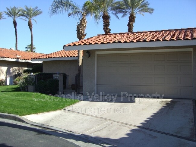 Building Photo - 36532 Vía Abeja