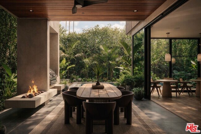 Foto del edificio - 530 N La Jolla Ave