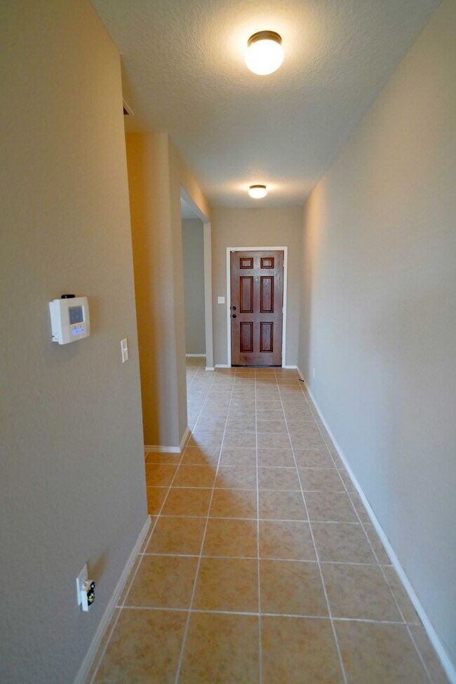Foto del edificio - 3730 Acorn Pl