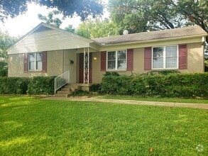 Building Photo - 585 Classen Dr