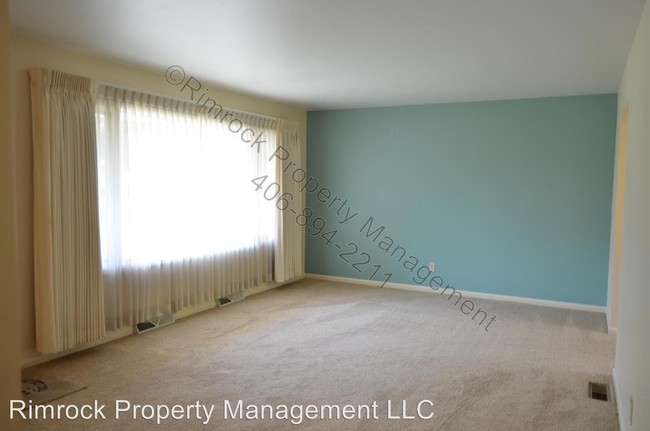 Building Photo - 3 br, 2 bath House - 2235 Fox Dr