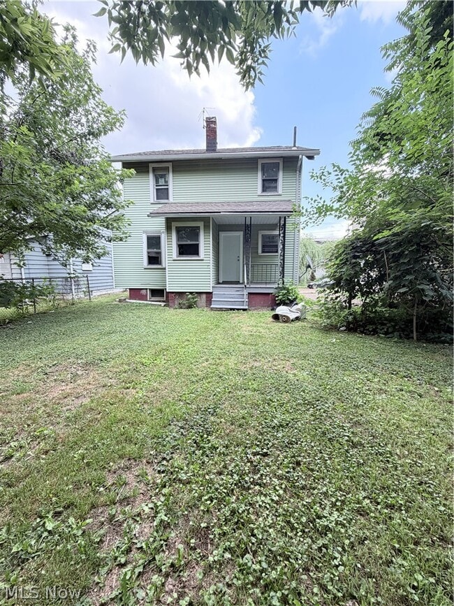 Building Photo - 1627 Bryan Ave SW