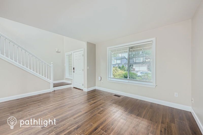 Primary Photo - 1115 180th St E