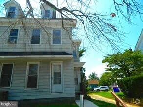 Building Photo - 416 N 5th St