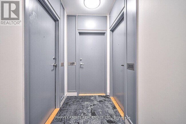Building Photo - 3-2803 Navy Wharf Ct