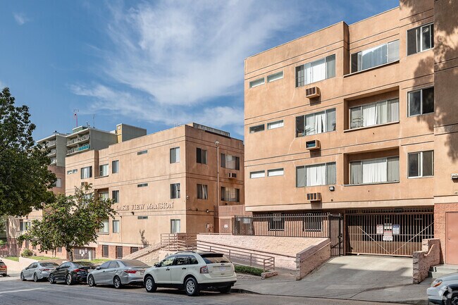 Foto del edificio - Lakeview Mansion