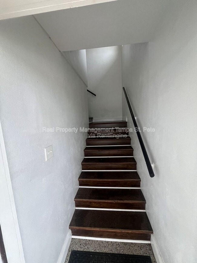 Foto del edificio - 6900 Miami Dr